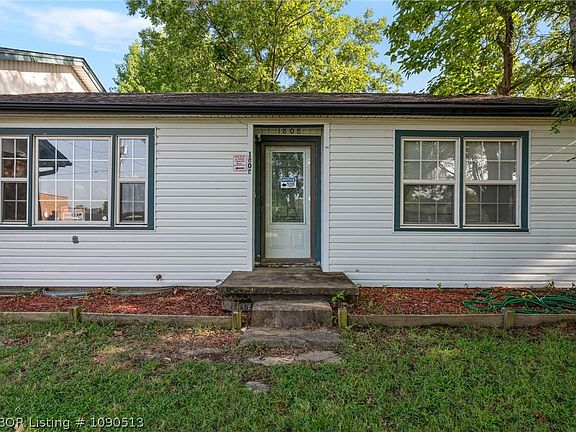 4th image of 1808 Jacobs Ave