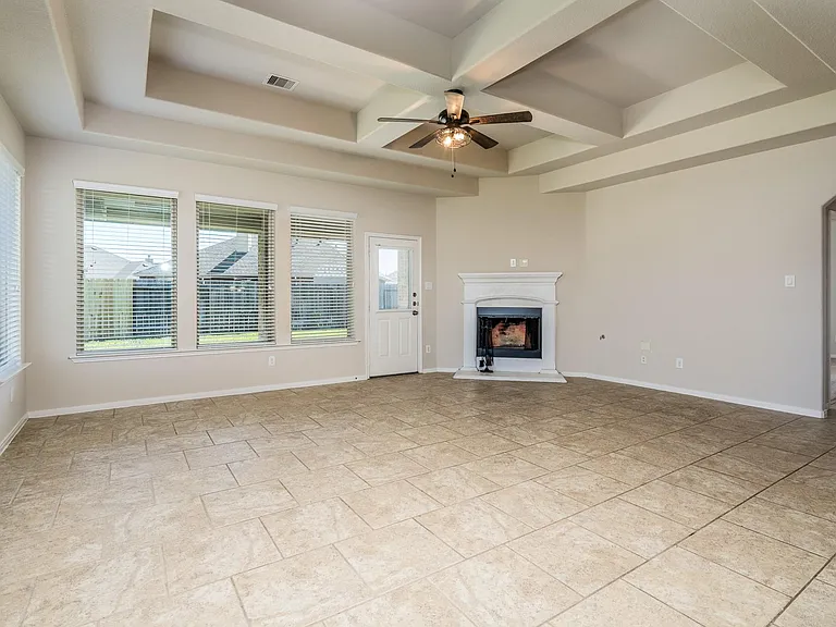 22918 Caverly Ln — Photo 10