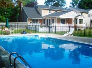 104 Longwater Dr, Hanover, MA 02339