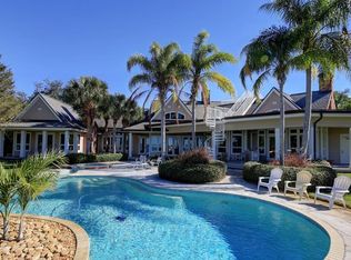 280 Bluff View Dr, Belleair Bluffs, FL 33770
