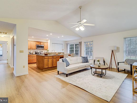 2nd image of 23165 Heatherwood Ln