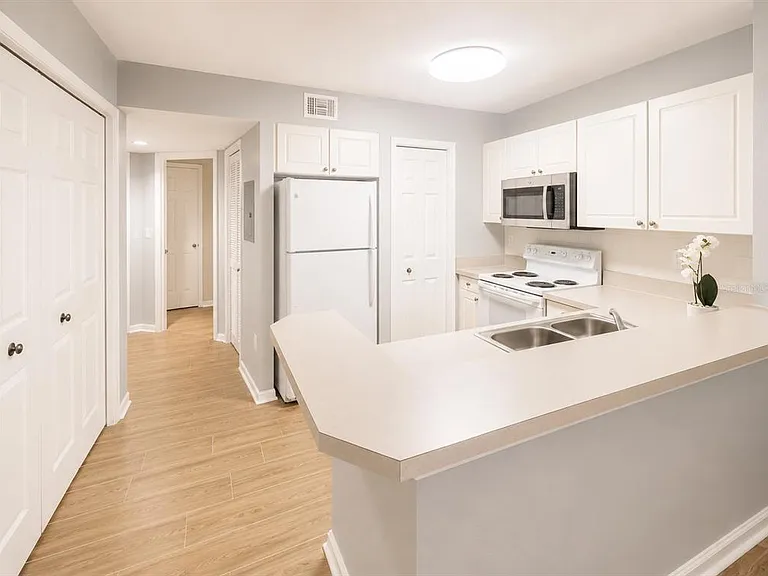 18108 Peregrines Perch Pl #7109 — Photo 4