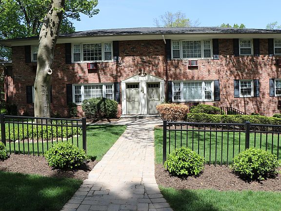 Front of the building where this apartment is located