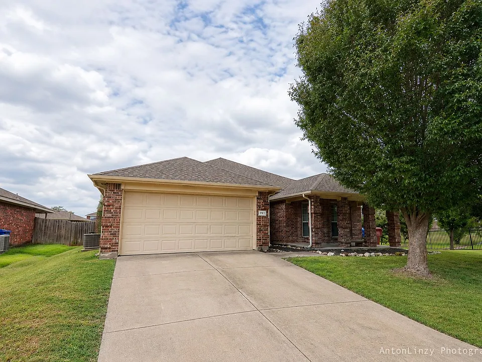 701 Orchid Blvd
