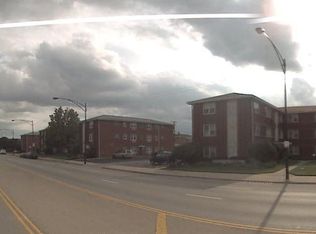 305 S Pulaski Rd, Chicago, IL 60624