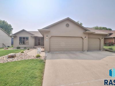 4109 S Bond Ave, Sioux Falls, SD, 57103
