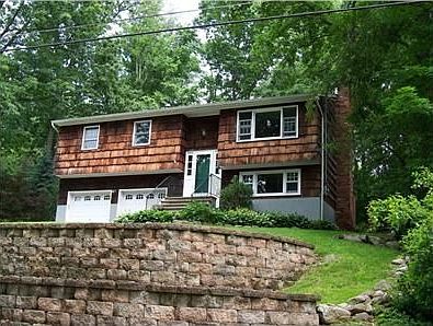 1st image of 12 Tall Oaks Dr