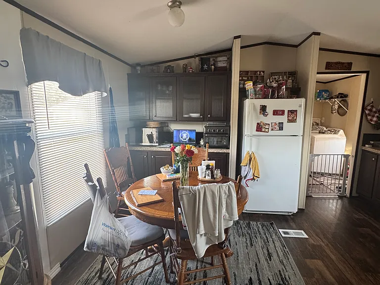 6400 Private Road 2598 — Photo 10