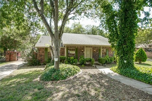 1st image of 722 Forest Ln