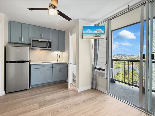 2509 Ala Wai Blvd APT 902, Honolulu, HI 96815