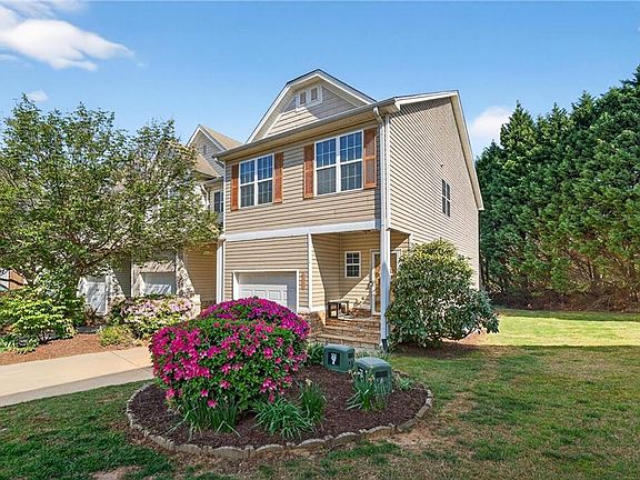 2nd image of 4638 Beacon Ridge Ln