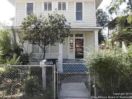 1st image of 403 Gillespie St