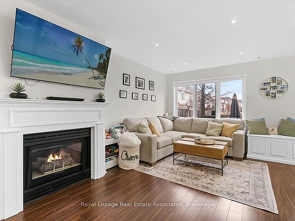 5th image of 1241 Parkwest Pl #5