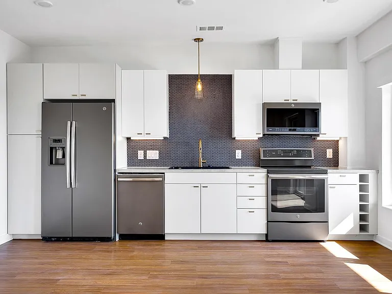 4361 S Congress Ave #326 — Photo 5