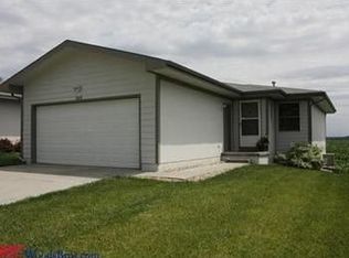 5145 W Partridge Ln, Lincoln, NE 68528