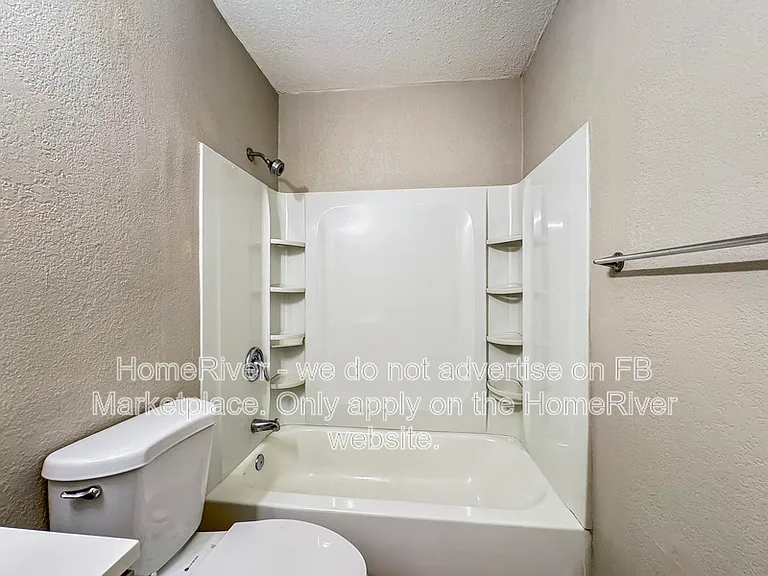 4407 Pompano Dr — Photo 19
