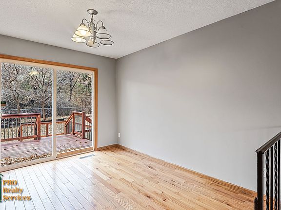 5th image of 2233 Bossard Dr