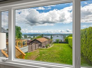 651 Colwyn St, Campbell River, BC V9W 2X2