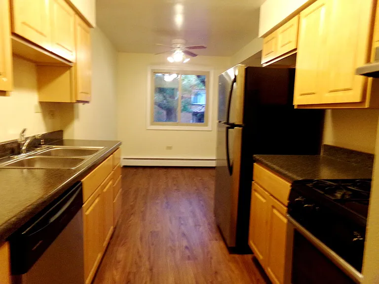 810 Seward St #303 — Photo 9