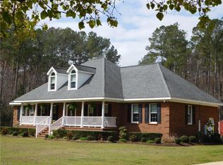 659 Lovers Ln, Mathews, VA 23109
