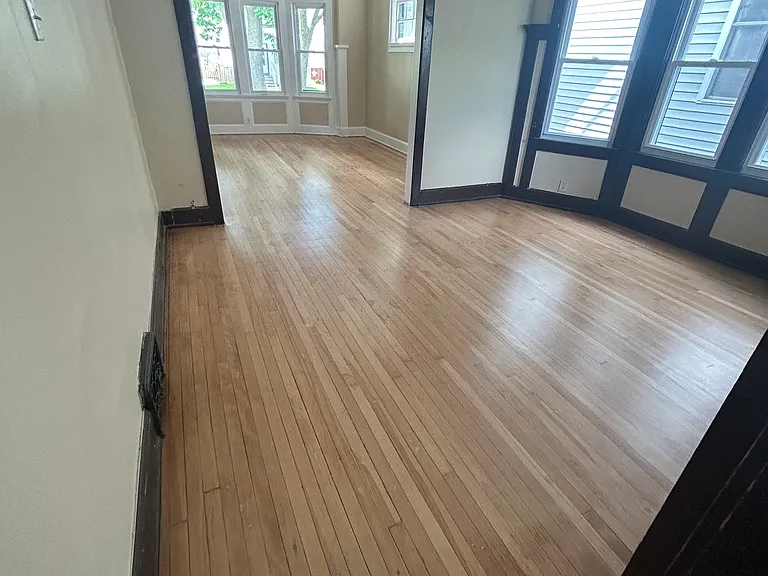 3321 N Bartlett Ave — Photo 5