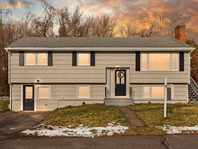 8 Maple Ln, Millbury, MA, 01527