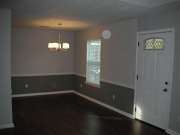 3rd image of 2619 18th St