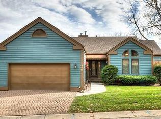 421 Seaport Cir, Liberty, MO 64068