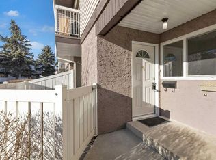 3800 S Fonda Way SE #26, Calgary, AB T2A6G8