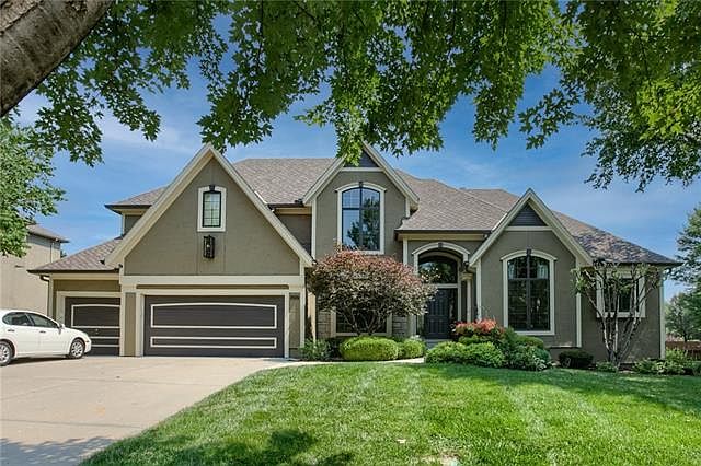 1st image of 14957 Rosewood Dr