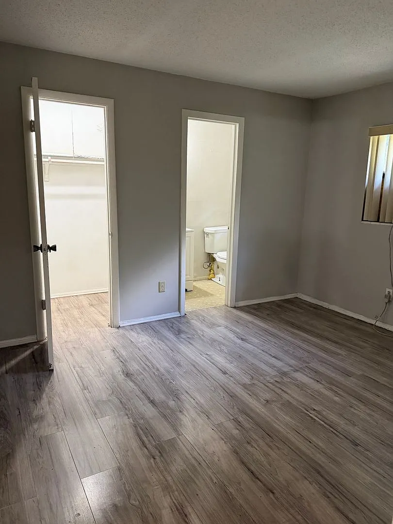3 beds house for rent — Photo 4