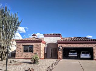1425 N Bank Swallow Rd, Green Valley, AZ 85614