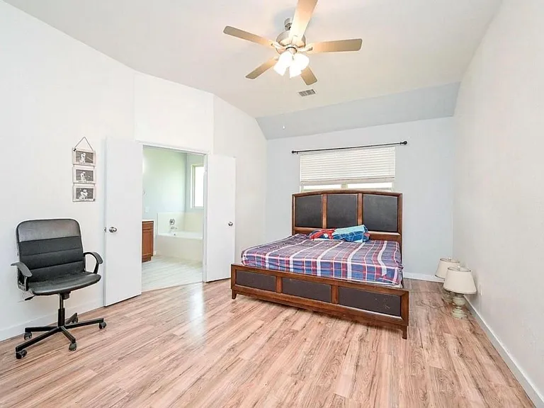 5519 Misted Jasmine Ct — Photo 14