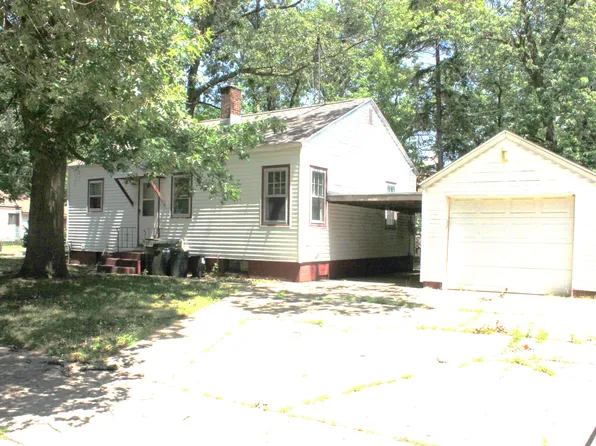 613 E Holbrook Ave, Muskegon, MI 49442