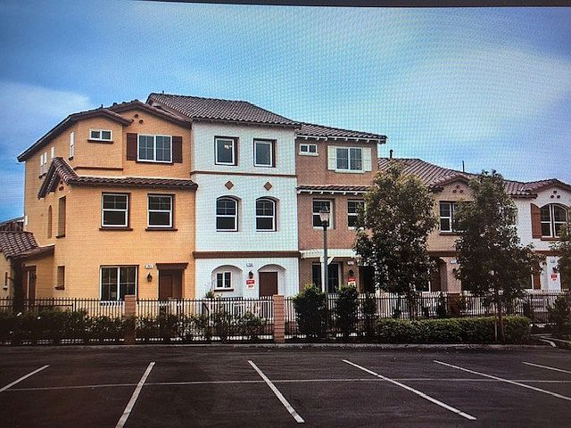 1st image of 756 E Matchwood St #2