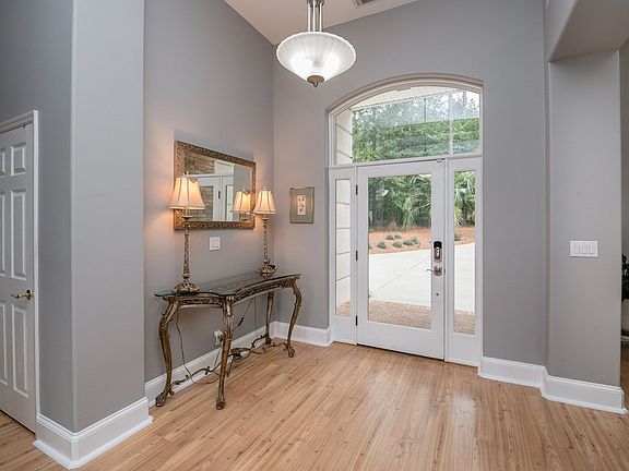 5th image of 8032 Wexford Ct