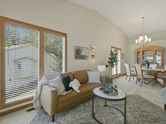 5th image of 5202 N Riblet View Ln