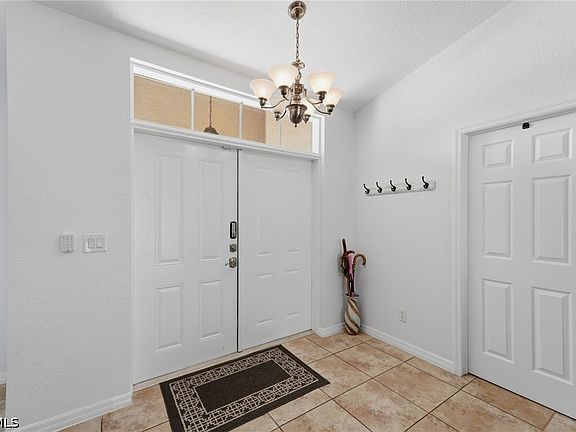 4th image of 3418 Oasis Blvd