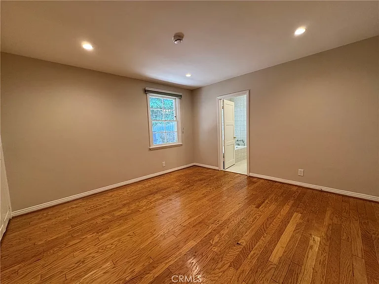 565 Sierra Vista Ave — Photo 7