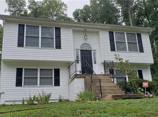 26276 Hill Rd, Ruther Glen, VA 22546