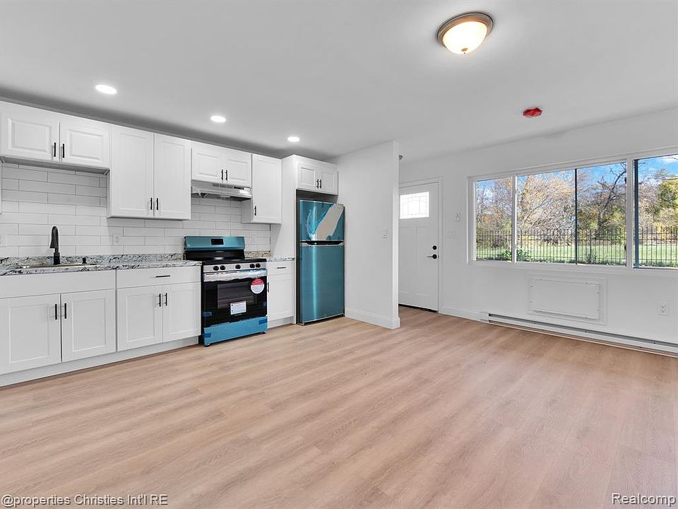 44 Highland St #8, photo 15