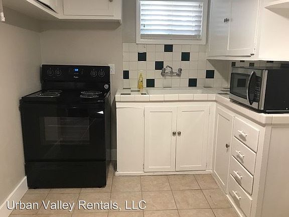3rd image of 375 E Utopia Ave