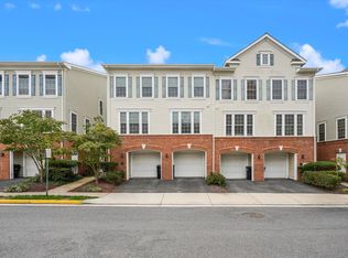 3549 Huntley Manor Ln, Alexandria, VA 22306