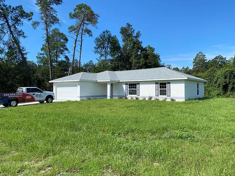 13724 SW 32nd Terrace Rd — Photo 3