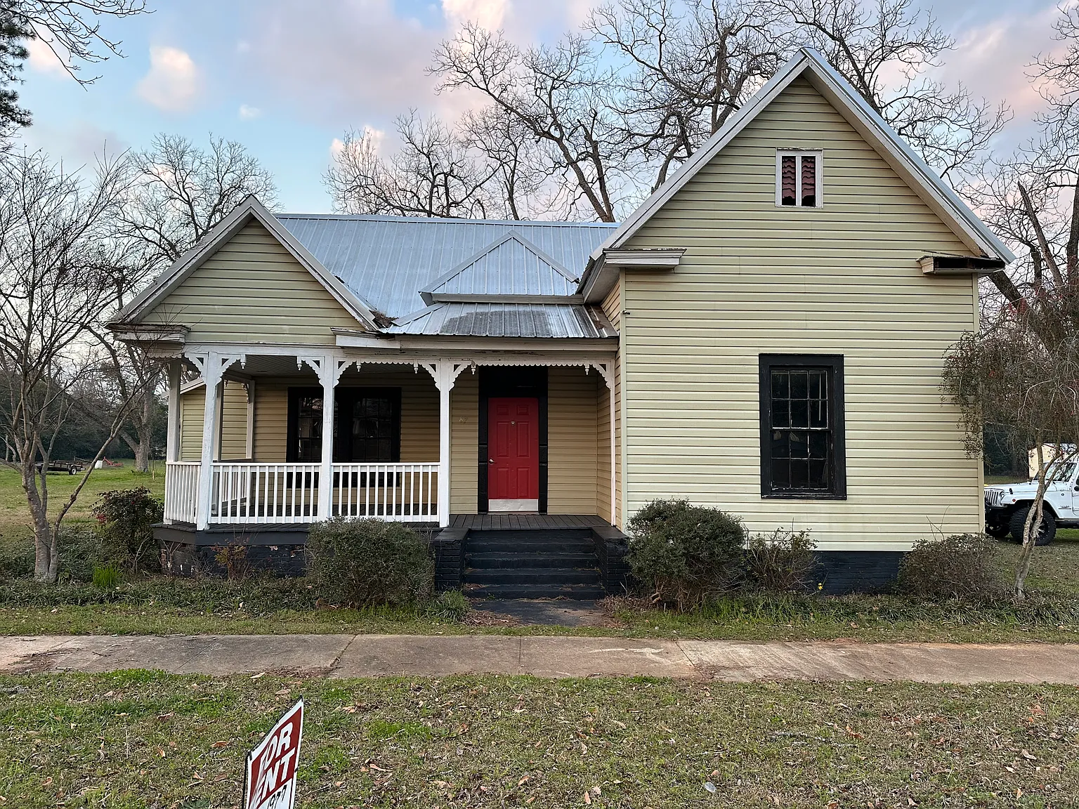 4 bed, 2354 sqft, $1,650 — Photo 1