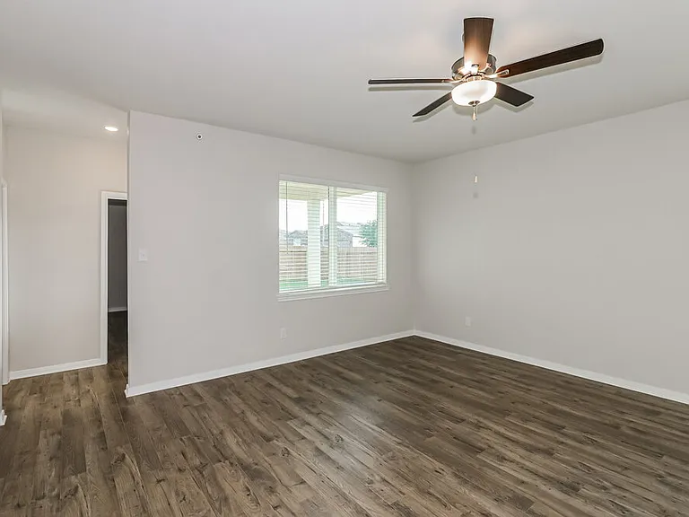 194 Emma Rose Dr — Photo 3