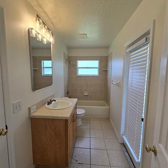 15305 Palomapark Ln — Photo 30