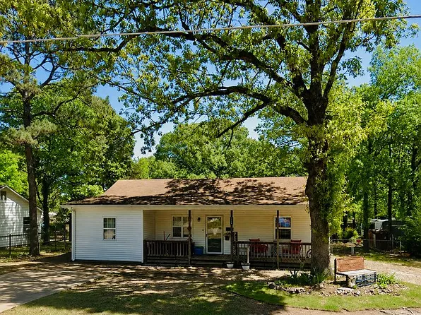 204 Delmont Ave, Sherwood, AR 72120