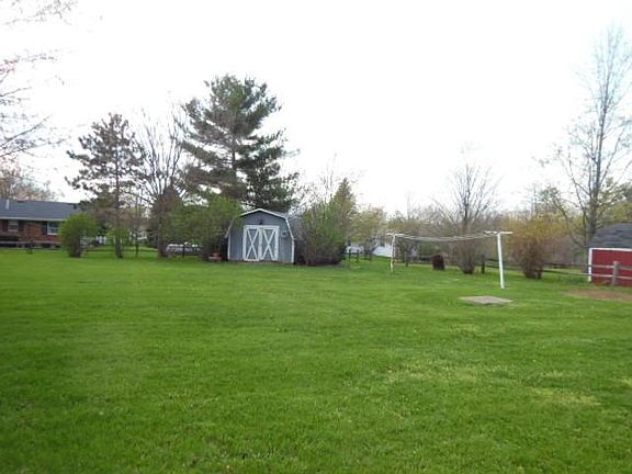 2nd image of 5715 E Phillips Cir