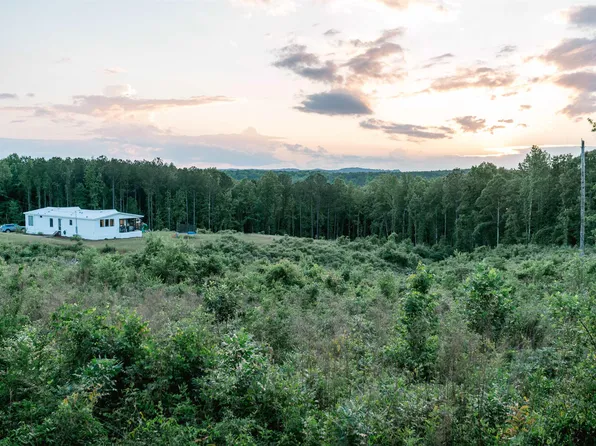 2445 Crystal Lake Rd, West Blocton, AL 35184